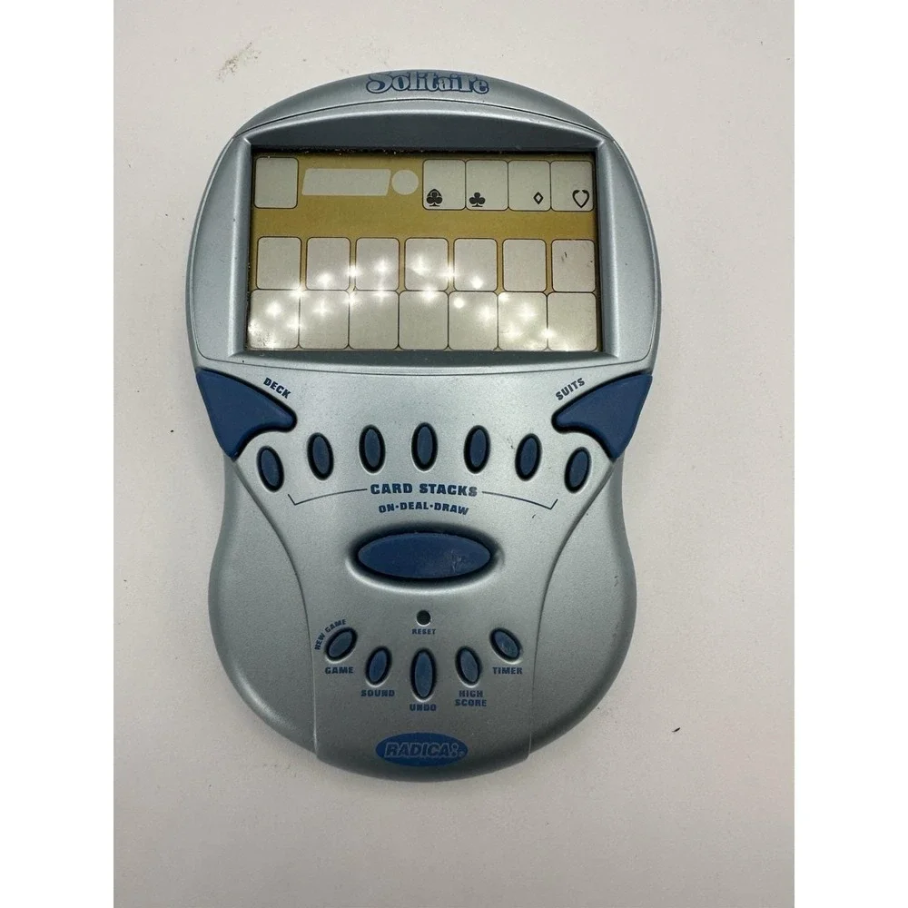 RADICA Solitaire Big Screen Handheld Game Vtg 2000 TESTED & WORKS!